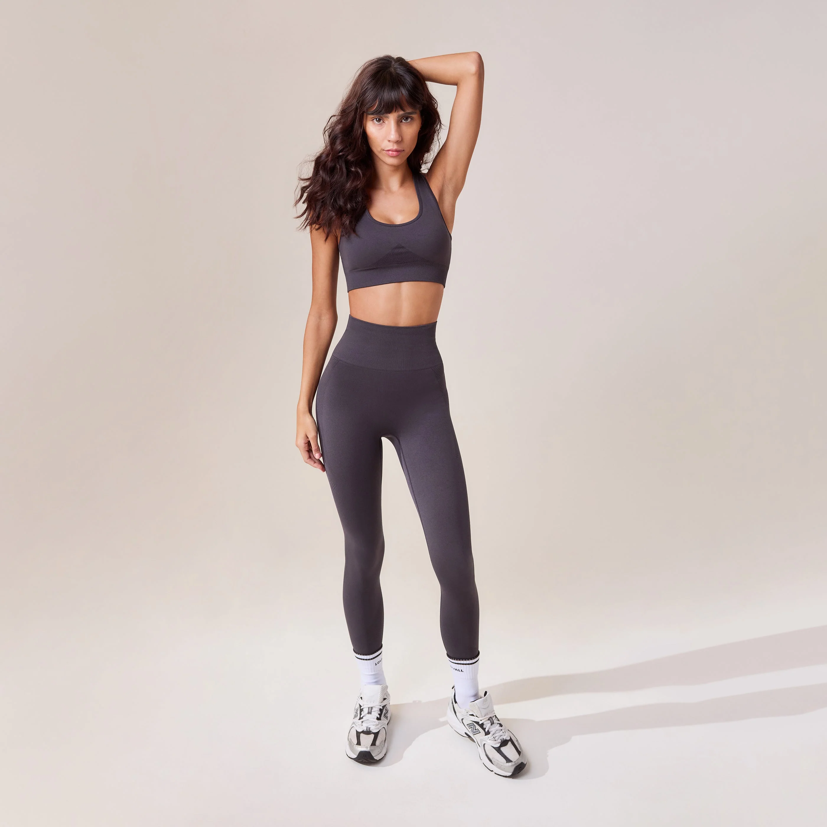 Sculpt Seamless Sports Bra - Shadow - Image 5