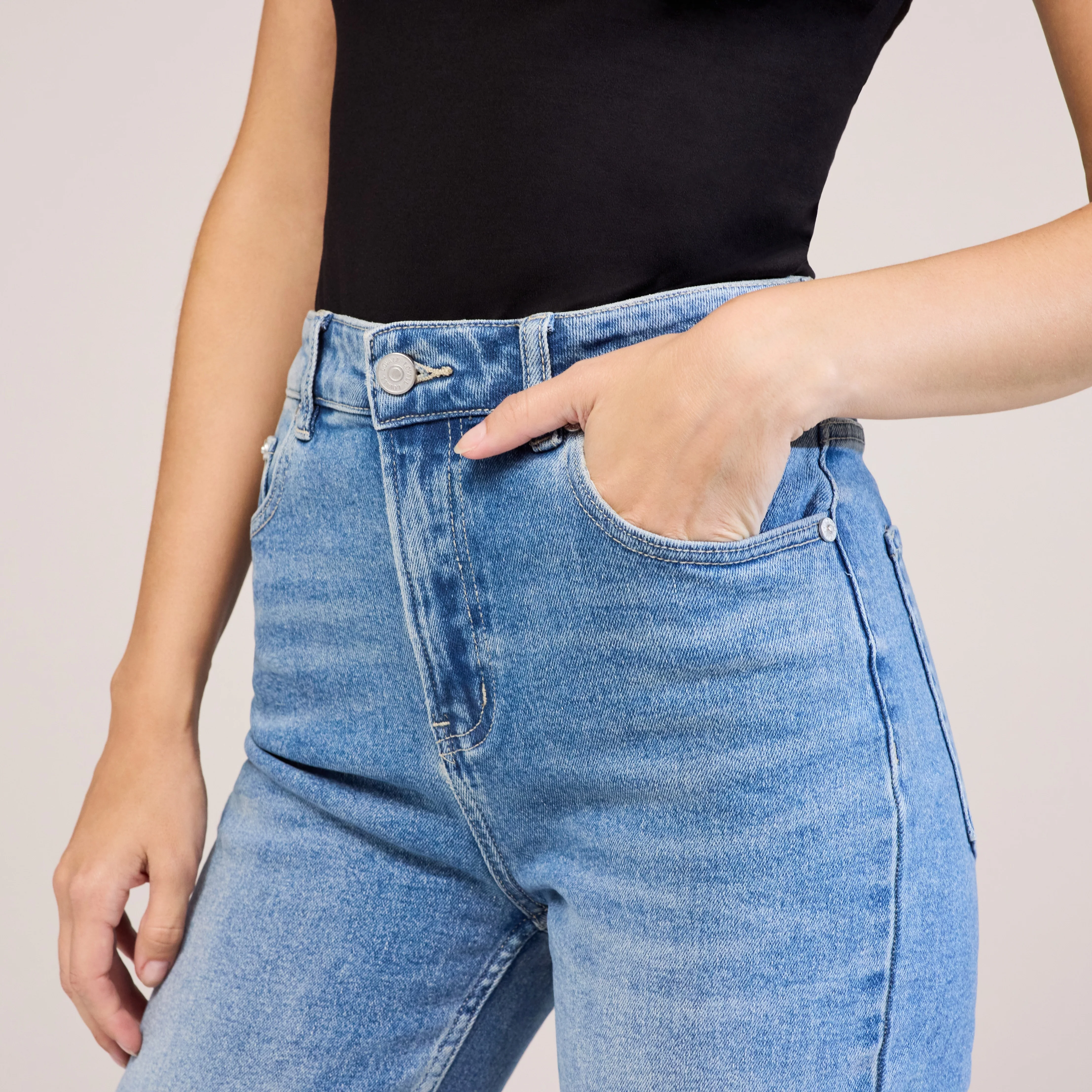 Straight Jeans - Mid Blue - Image 5