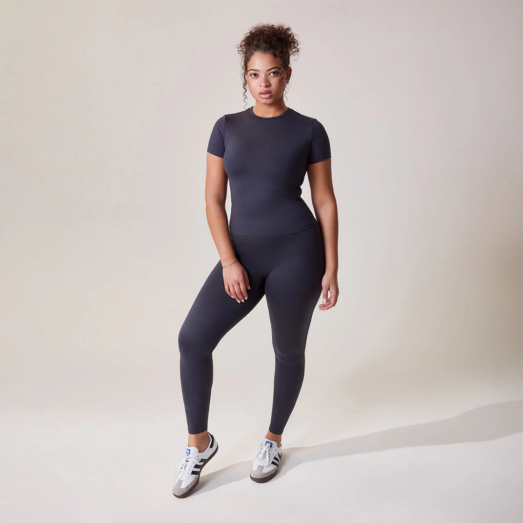 Ultimate Everyday Leggings - Vintage Navy - Image 4