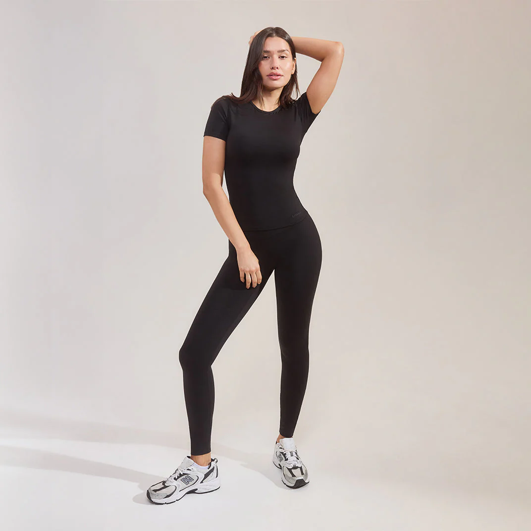 Ultimate Everyday T-shirt - Black - Image 4