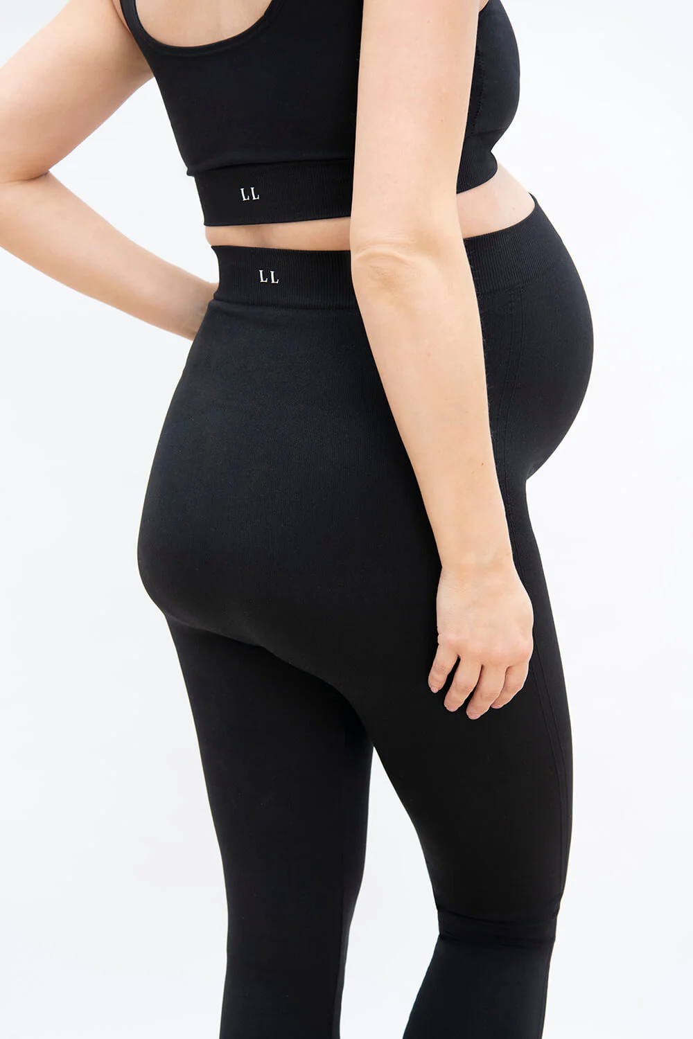 Ultimate Seamless Maternity Leggings - Black - Image 5