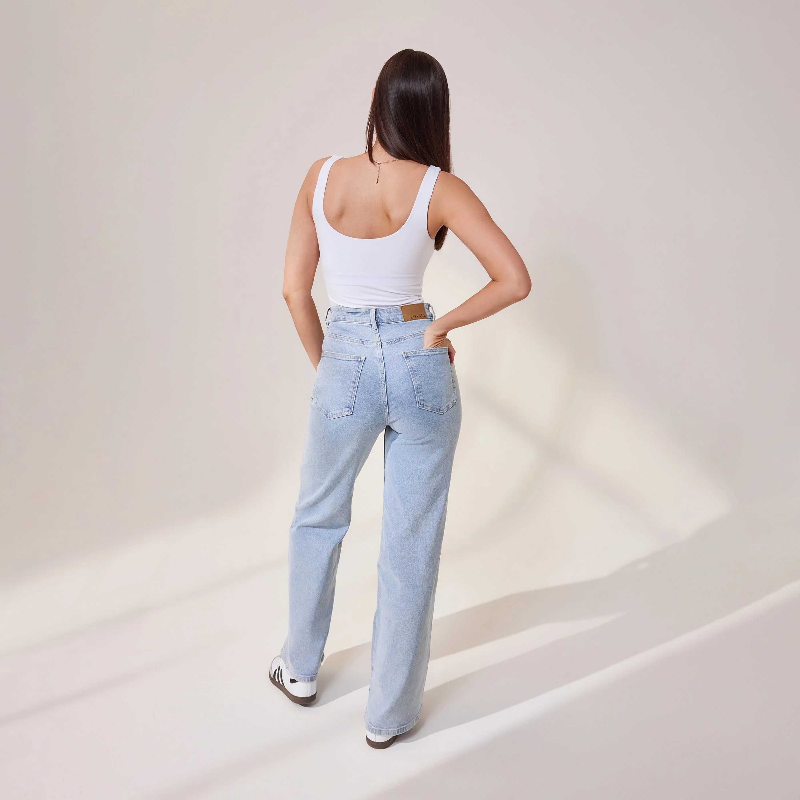Wide Leg Jeans - Light Bleach - Image 3