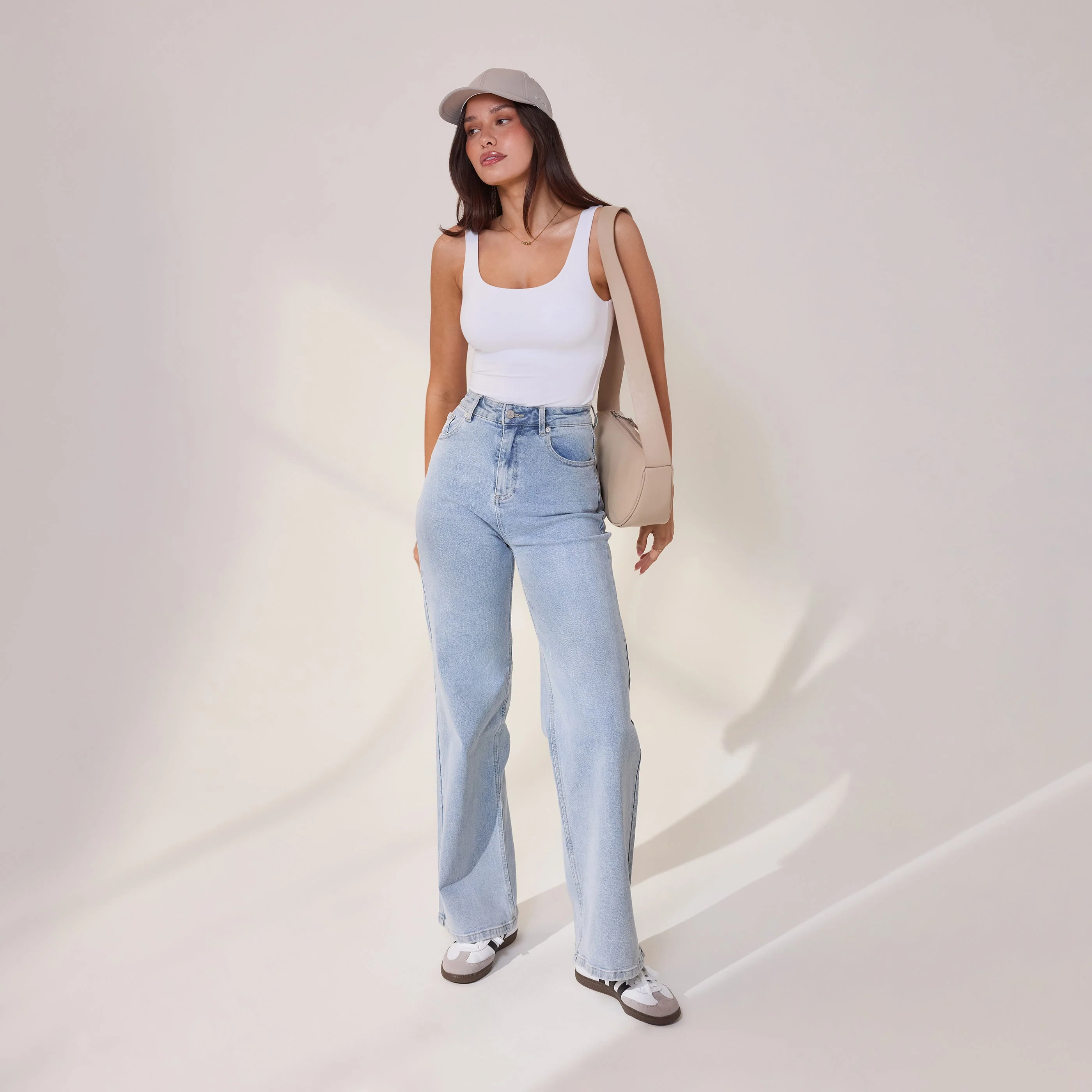 Wide Leg Jeans - Light Bleach - Image 5